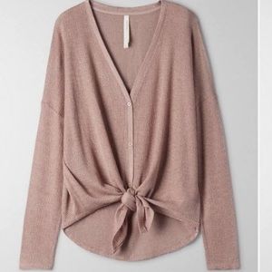 EUC✨Babaton Tie Long Sleeve